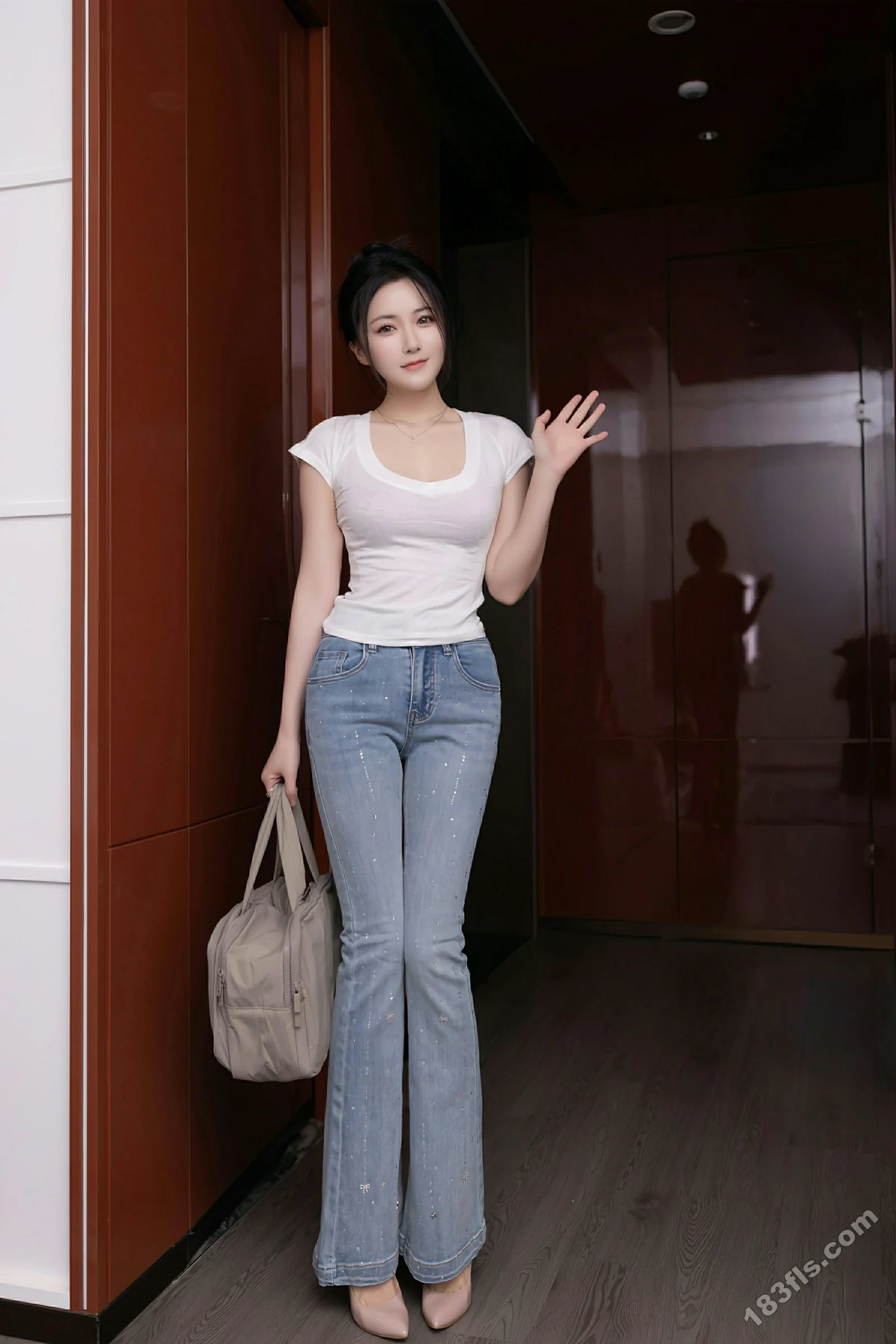 [XIUREN秀人网] 2025.10.11 No.10858 鱼子酱Fish 第2张