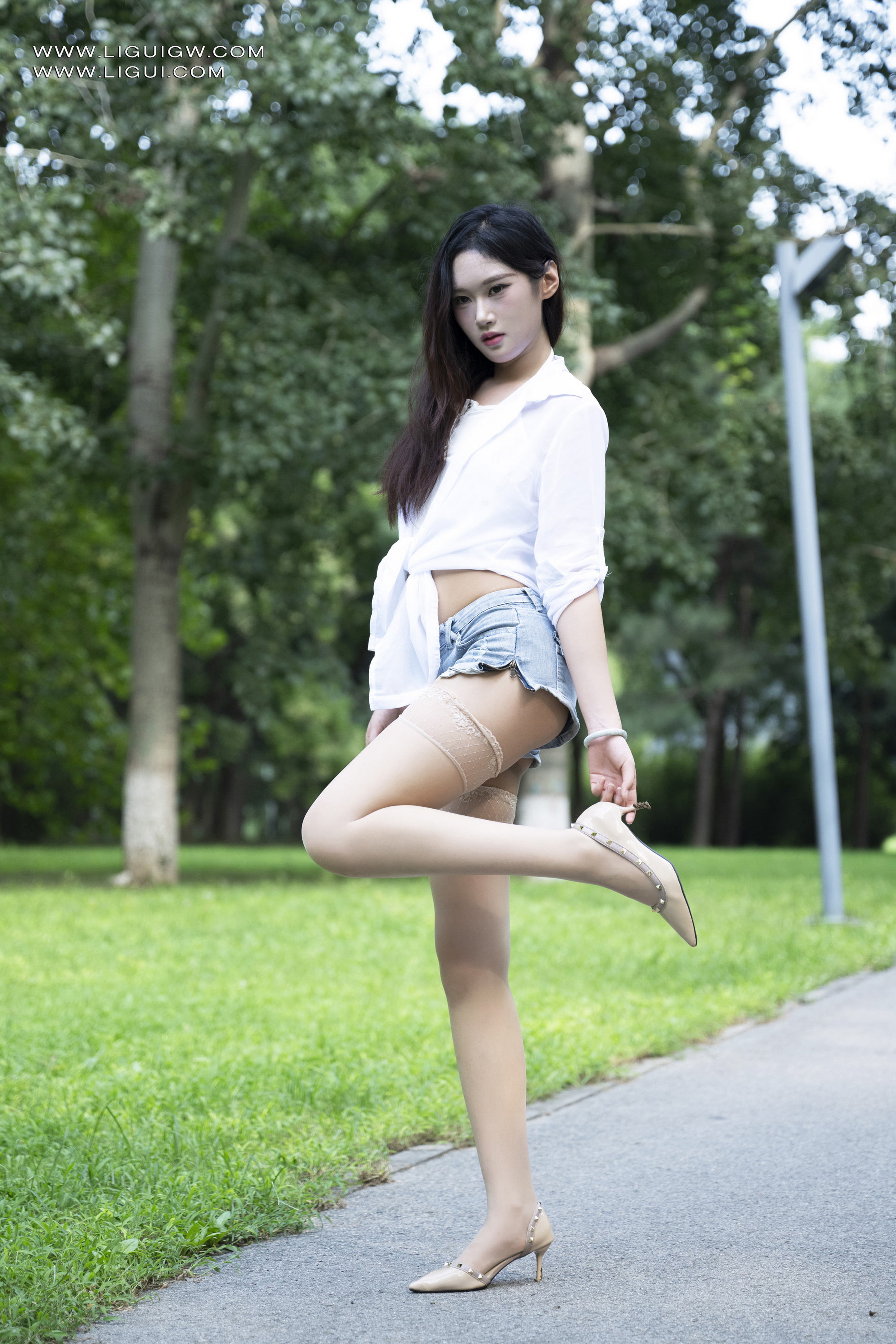 [Ligui丽柜] 2025.11.14 白纱透肤林中漫游 昆昆 第2张