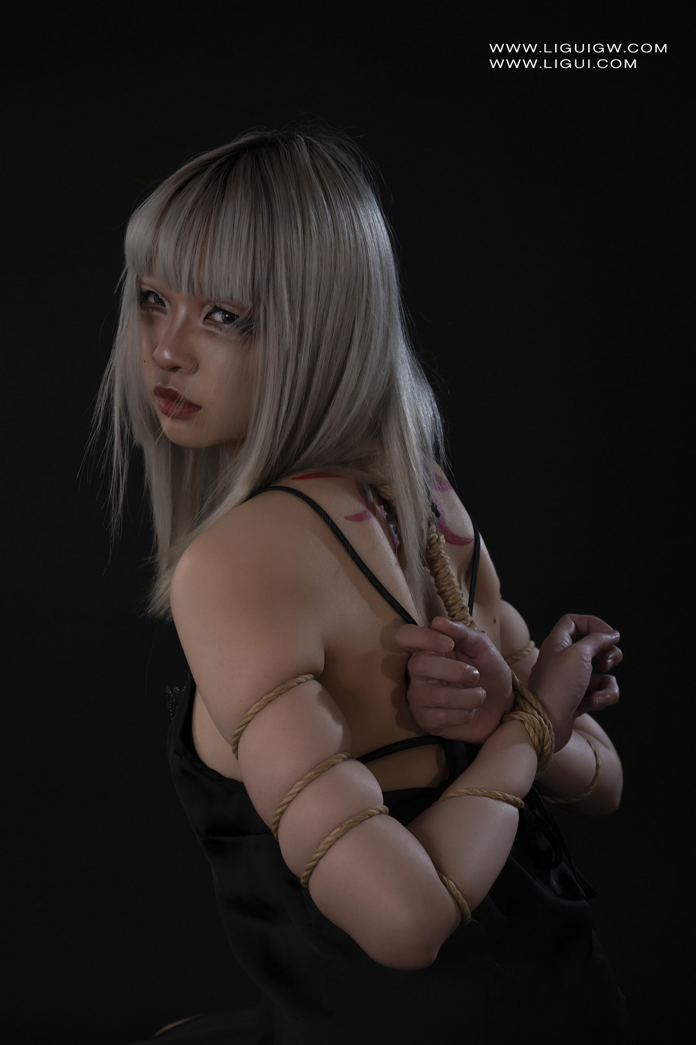 [Ligui丽柜] 2025.10.31《赤缚调教》えたまめ 第3张