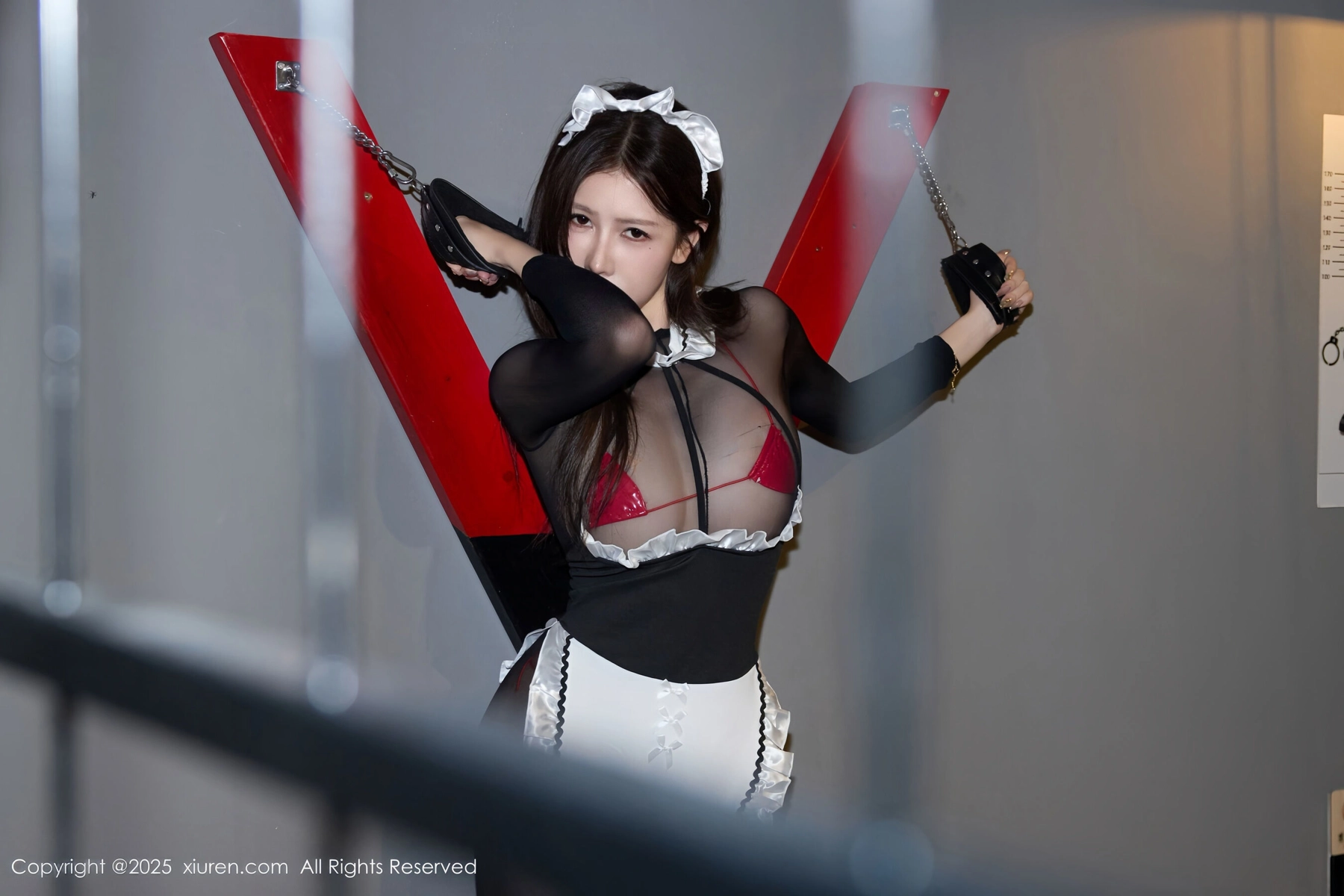 秀人网 尹甜甜sunny Vol.10957 第4张 秀人网 尹甜甜sunny Vol.10957 第4张