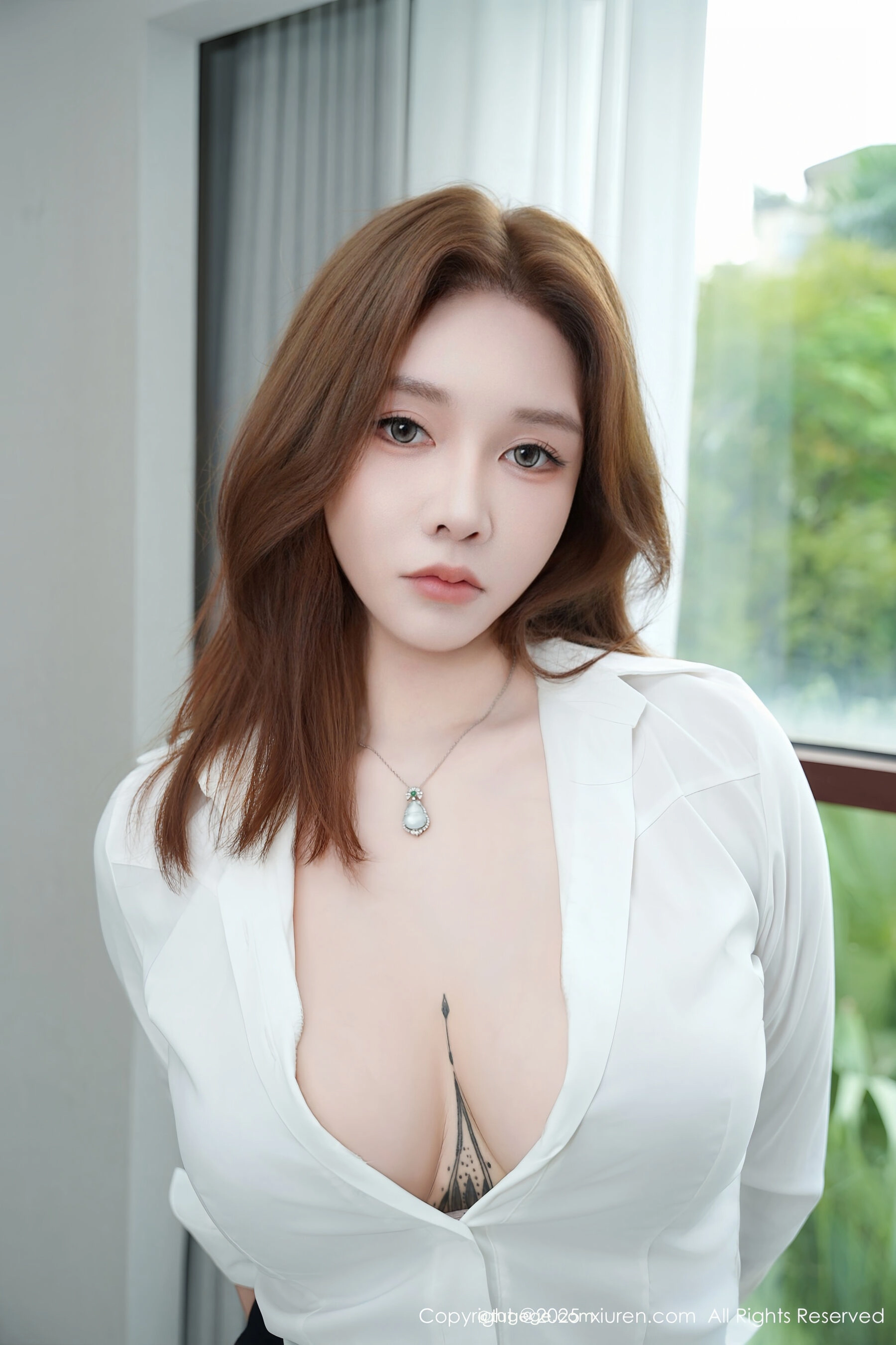  秀人网 娜比 Vol.10898 第2张