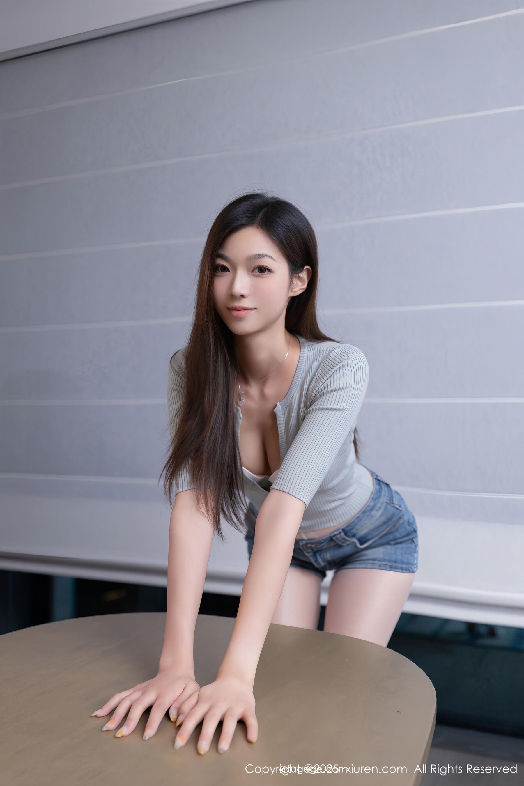  秀人网 kiki柚柚 No.10881 第4张