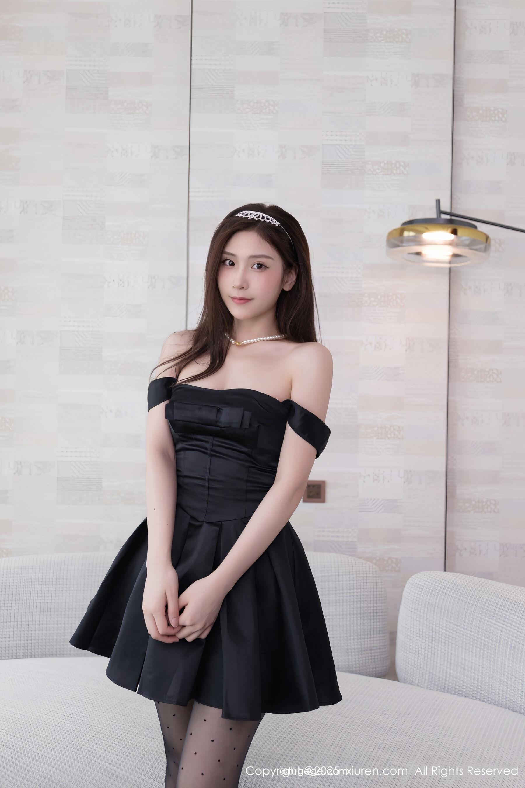  秀人网 刘婷婷 No.10878[71P]