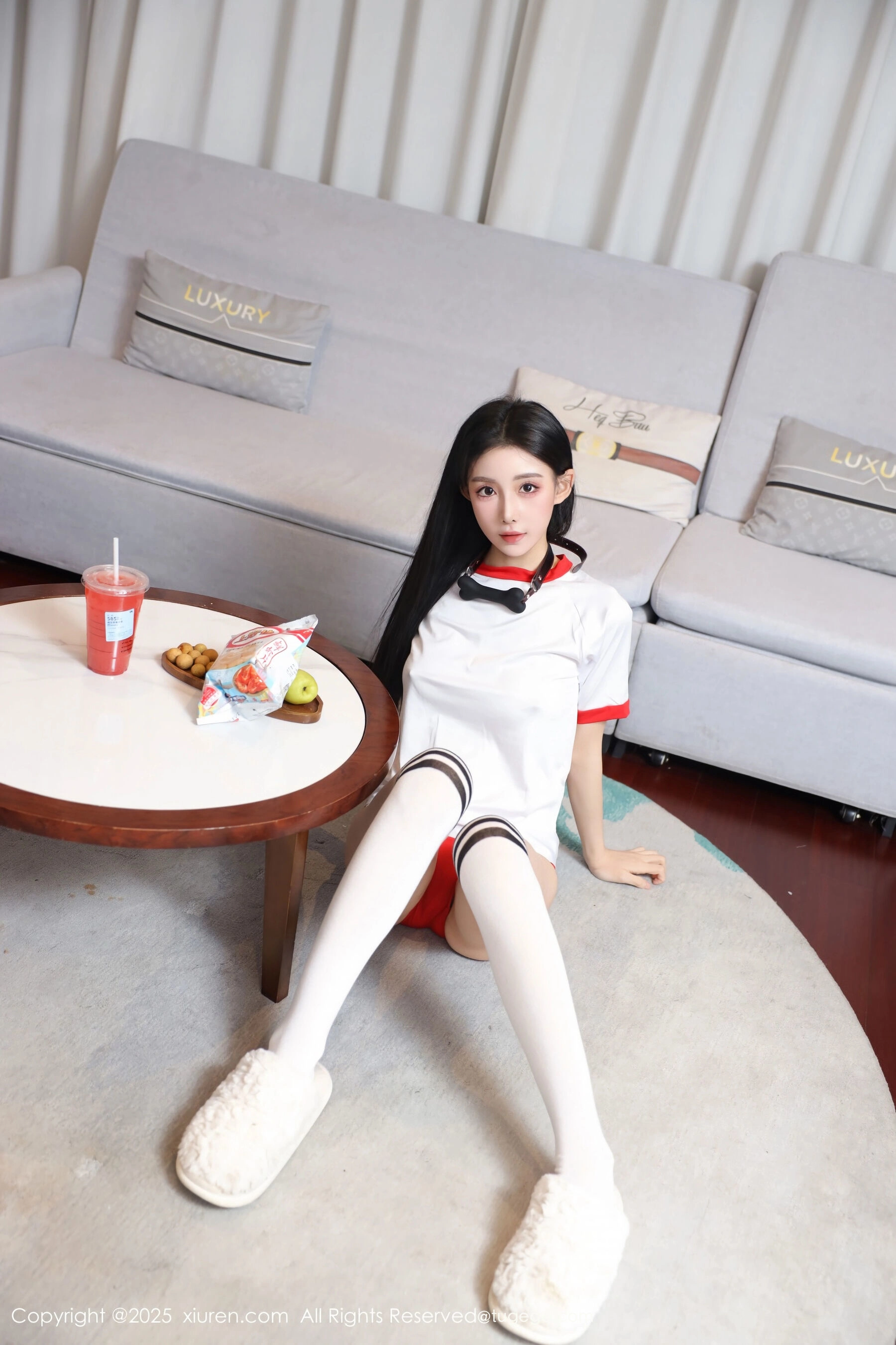  秀人网 许微微呀 Vol.11110 第2张