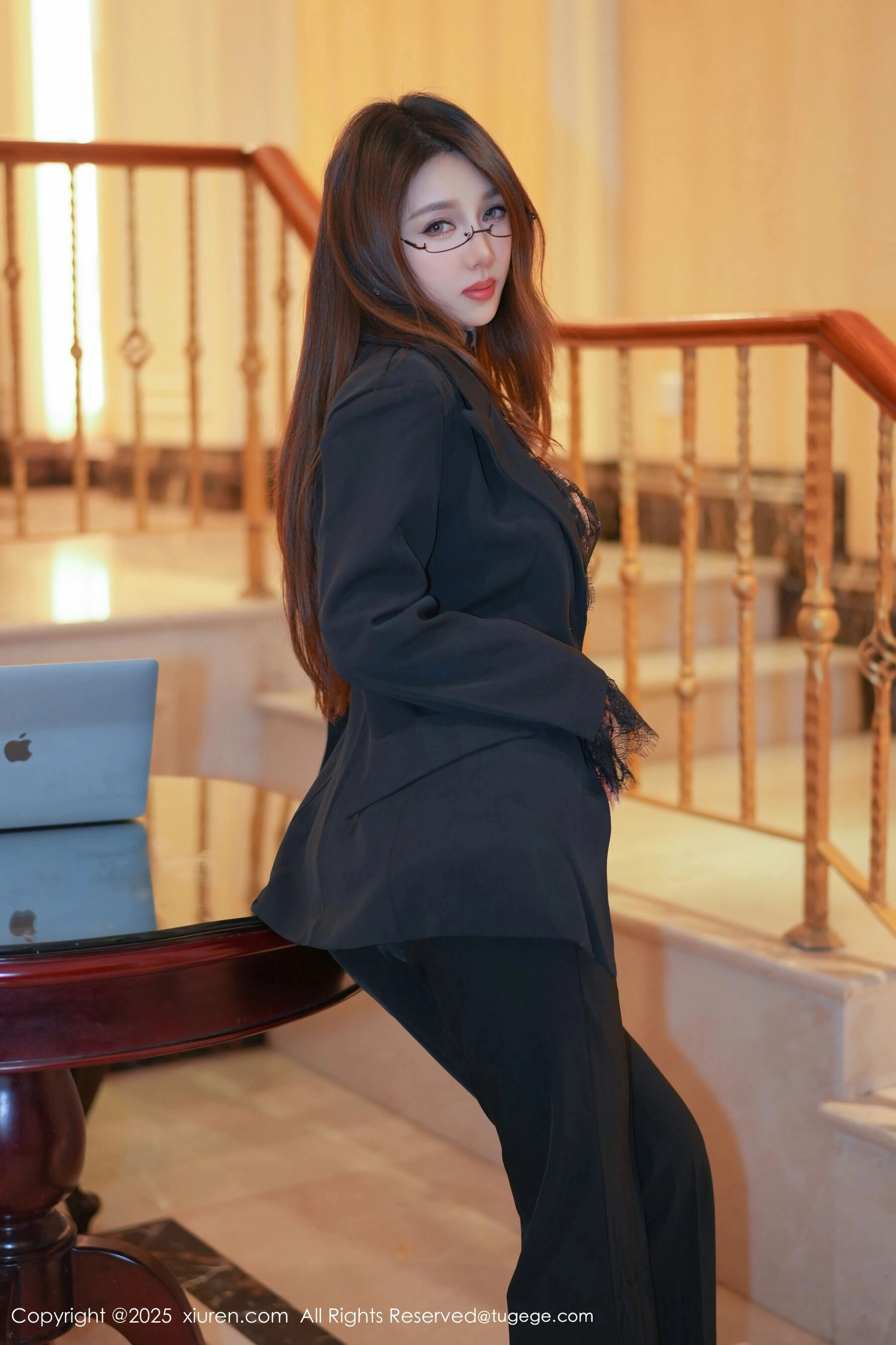  秀人网 Twins 夭夭 Vol.11007 第3张