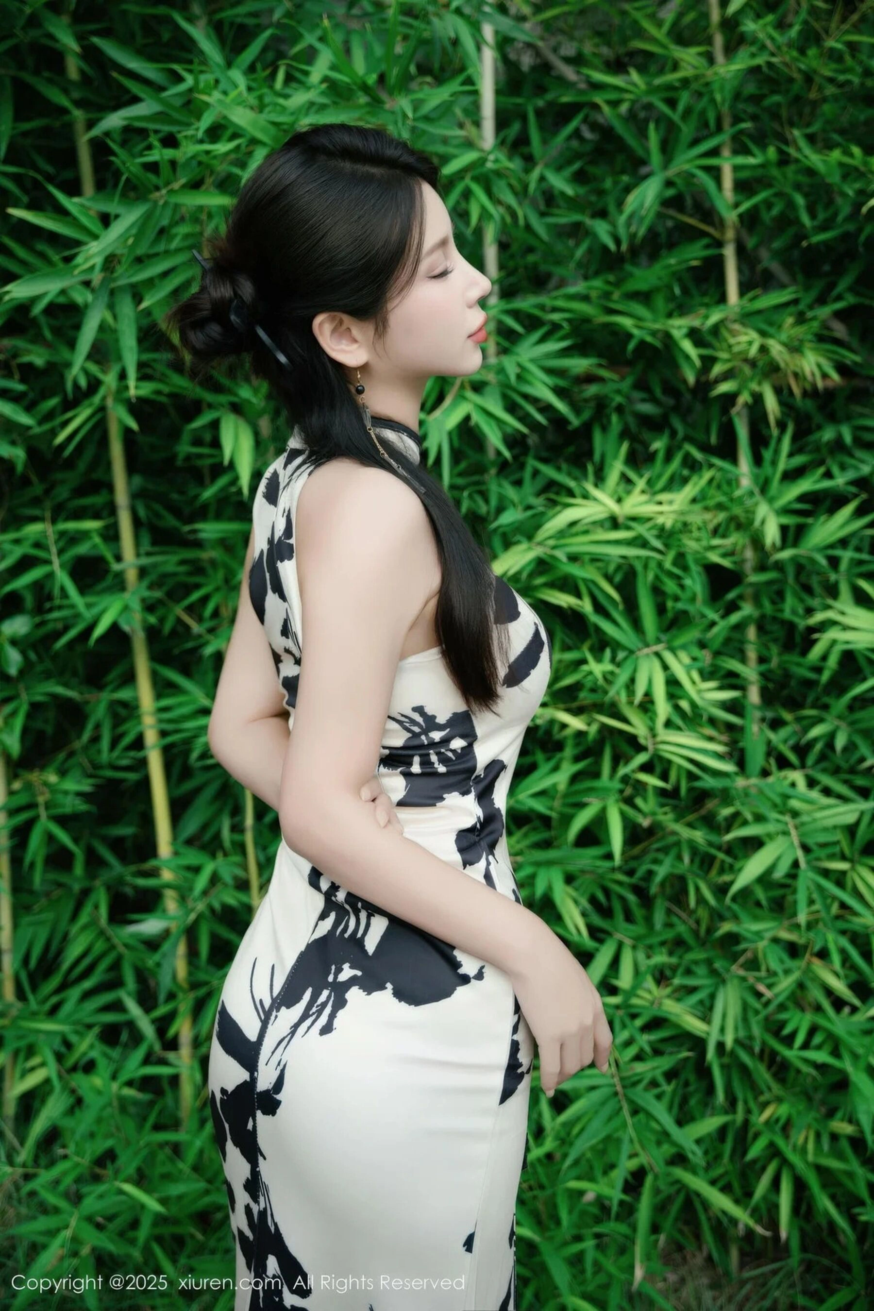  秀人网 小蛮妖Yummy Vol.10989 第2张