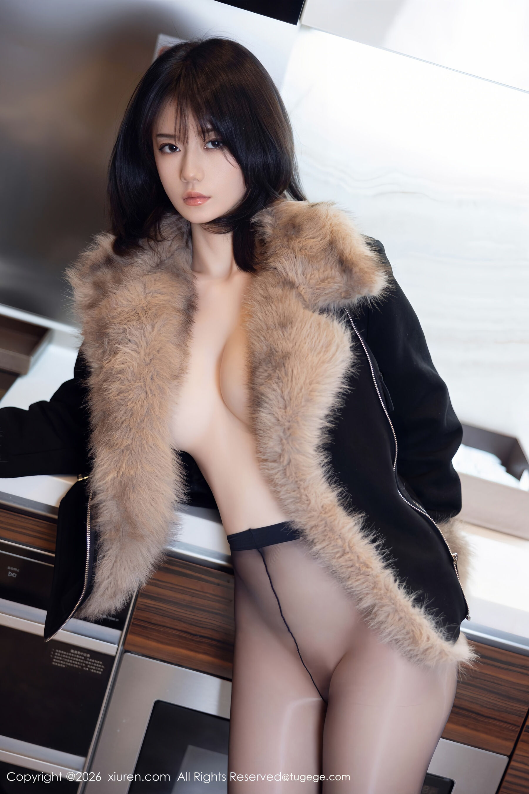  秀人网 凌七七 Vol.11215 第3张