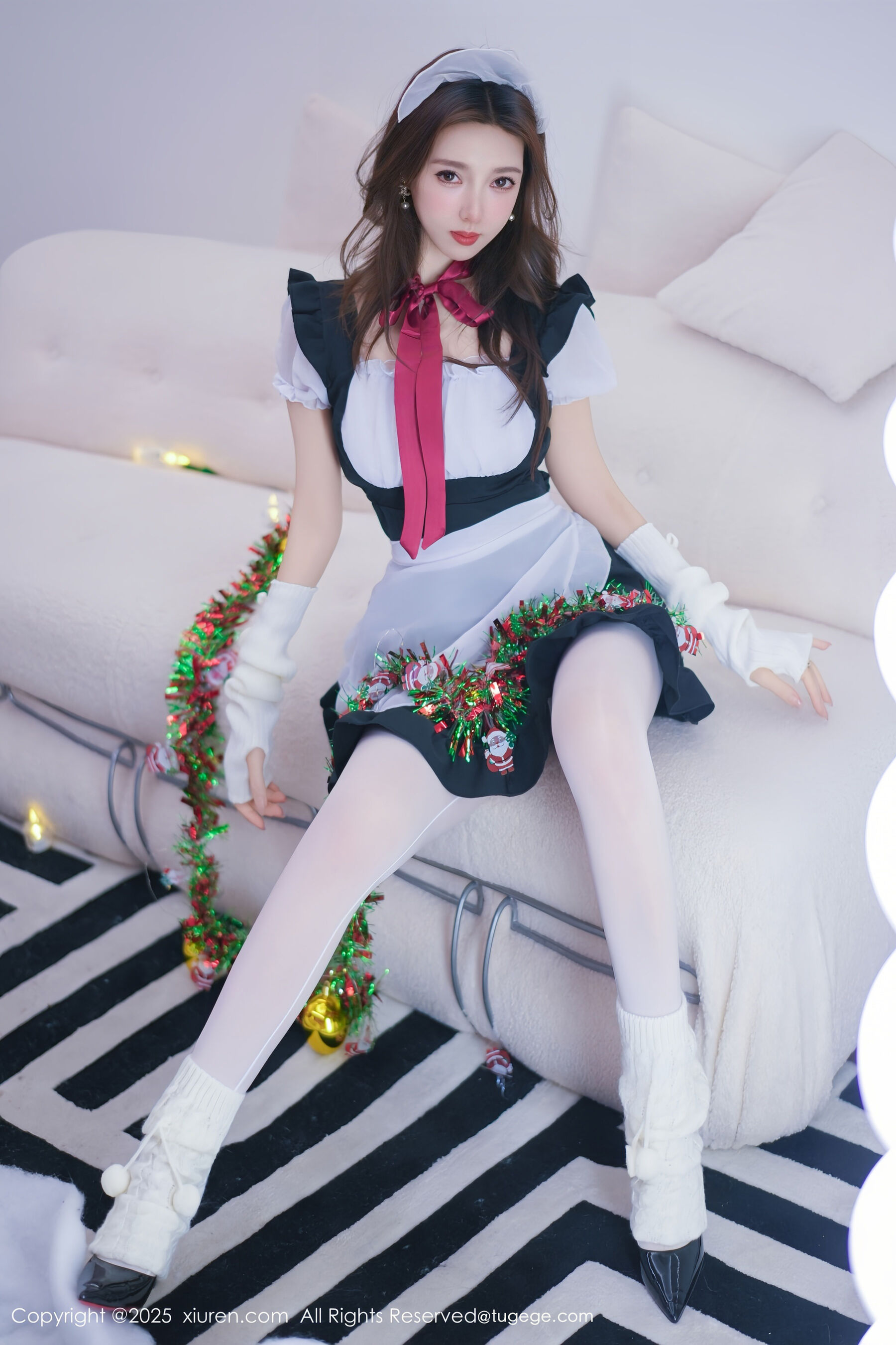  秀人网 Twins-桃桃 Vol.11152 第2张