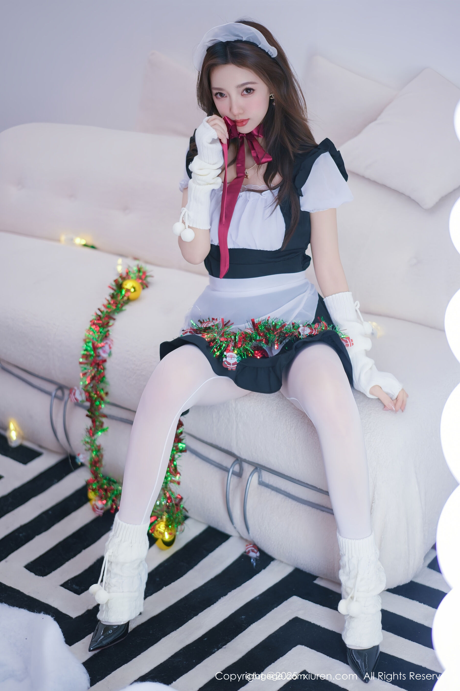  秀人网 Twins-桃桃 Vol.11152 第3张