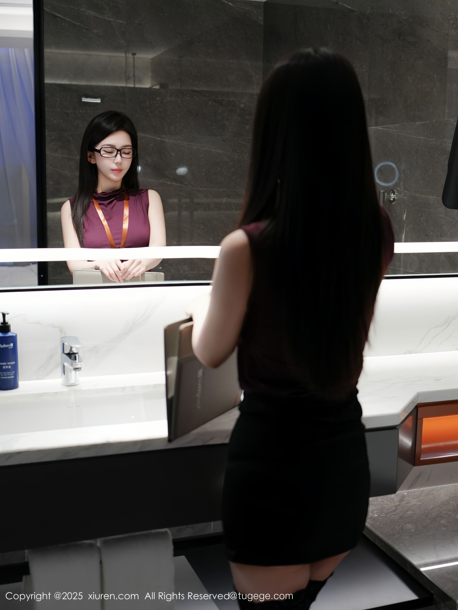  秀人网 烧烧小桃 Vol.11135 第2张