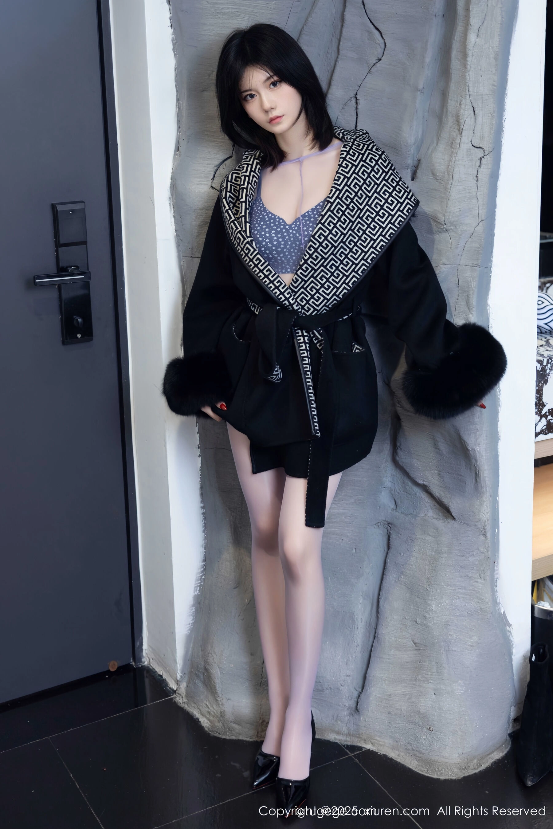  秀人网 凌七七 Vol.11131 第3张