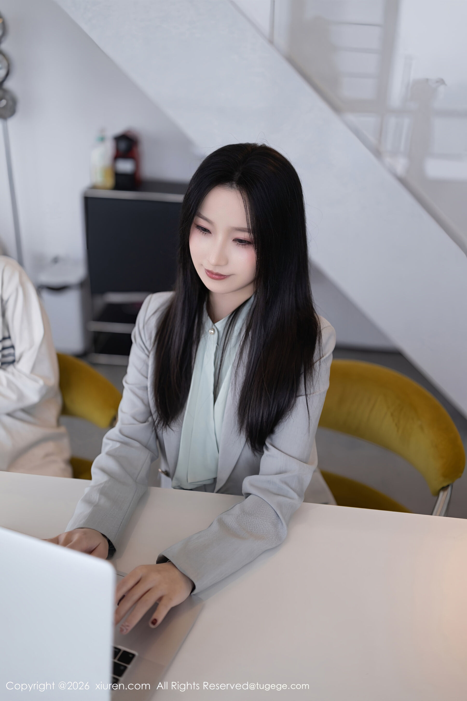  秀人网 杏子Yada Vol.11285[81P]