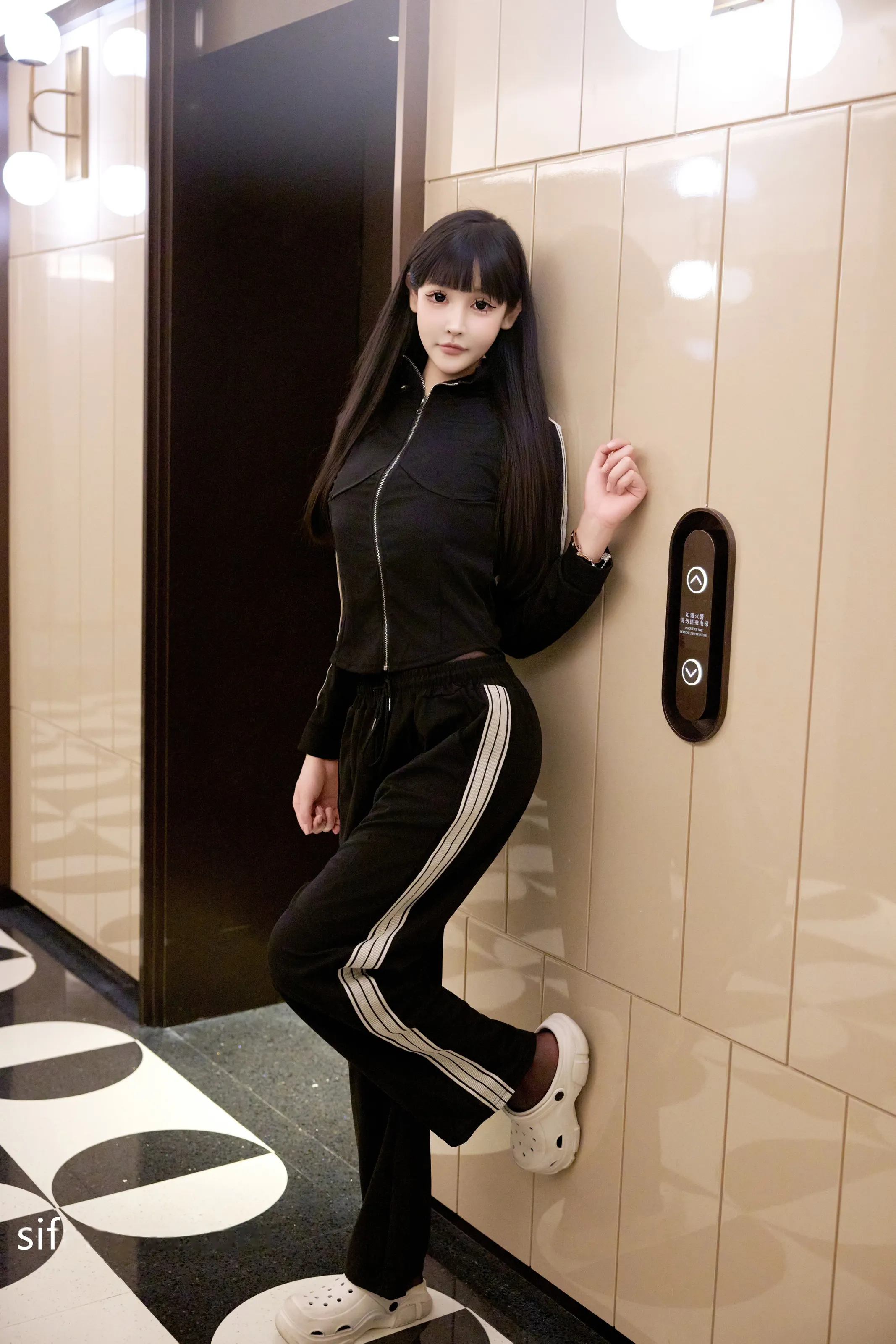 XiuRen 内购版 No.10482 智恩baby 裤里黑丝 第4张 XiuRen 内购版 No.10482 智恩baby 裤里黑丝 第4张