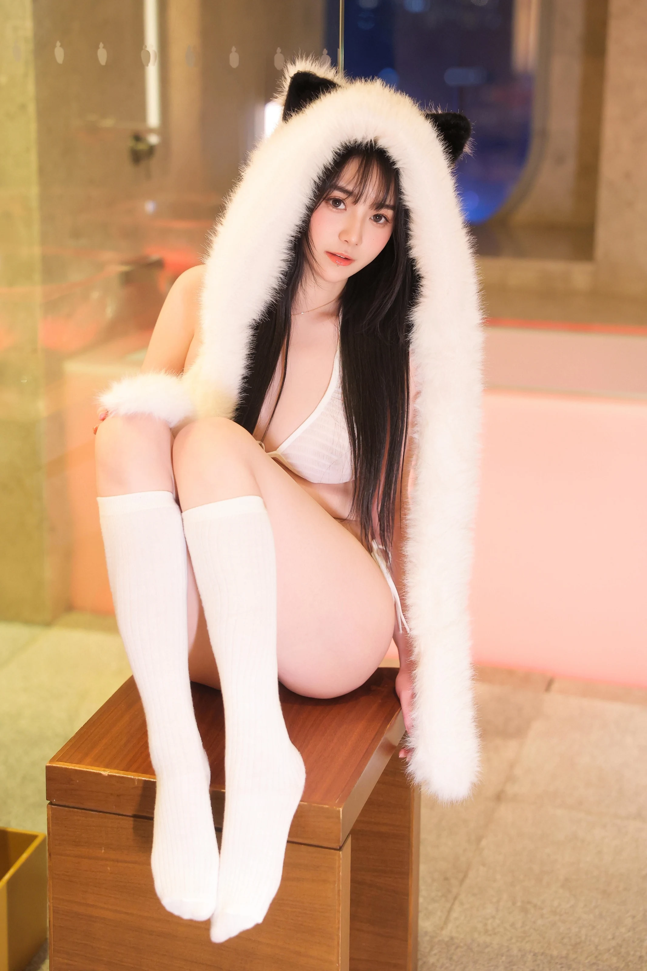 XiuRen 内购版 No.10302 软情 白色小猫咪 第2张 XiuRen 内购版 No.10302 软情 白色小猫咪 第2张