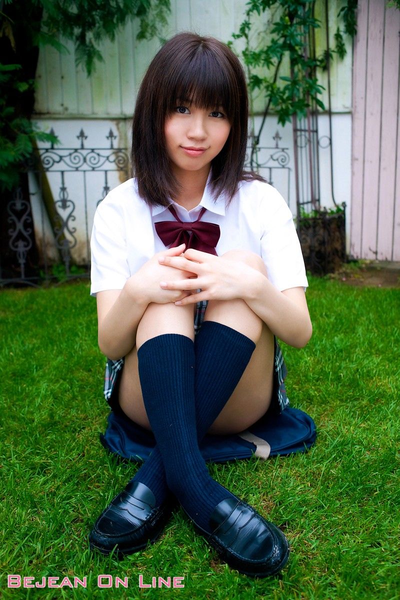 [Bejean On Line美女] 2011.09 山口水季 私立Bejean女学館[40P]