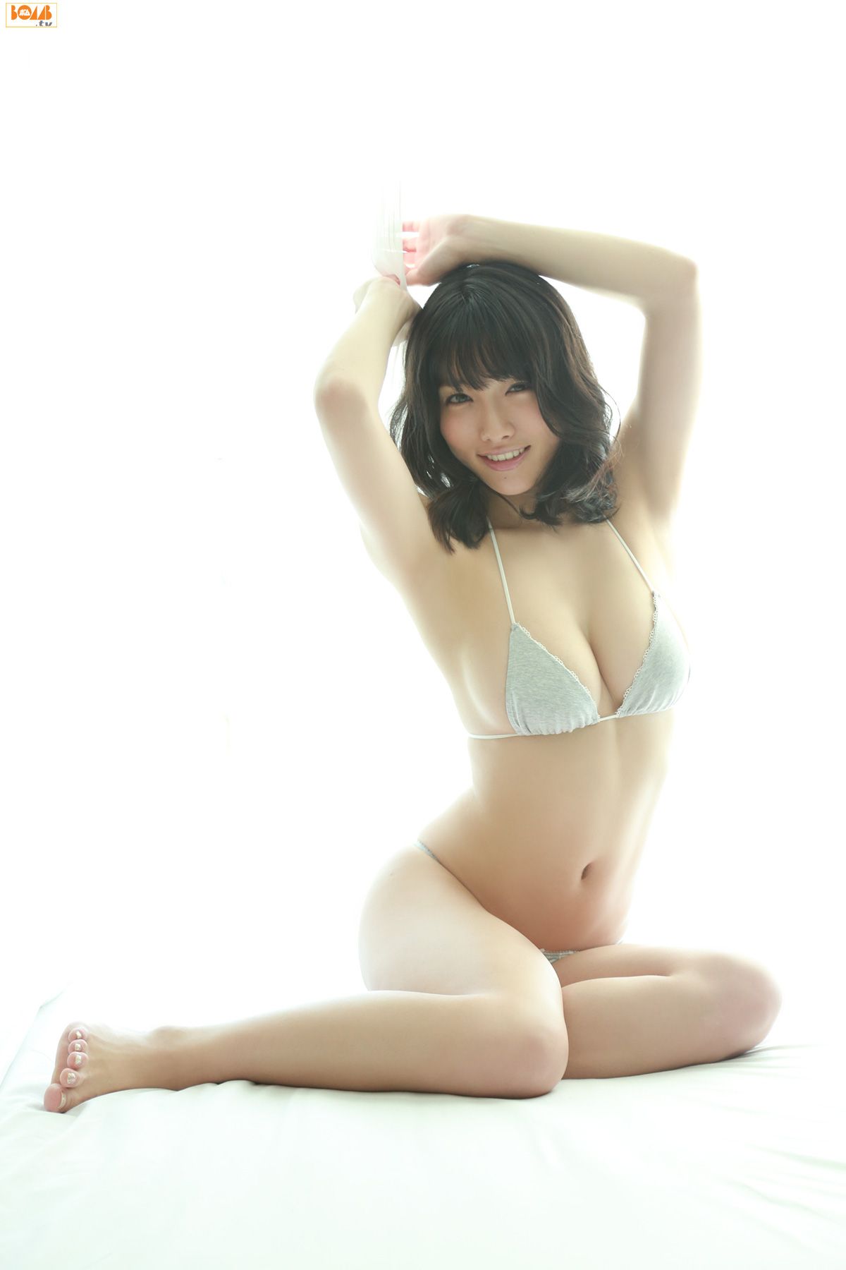 [Bomb.tv套图] 2013.03.11 GRAVURE Channel week1 今野杏南 生駒里奈[46P]