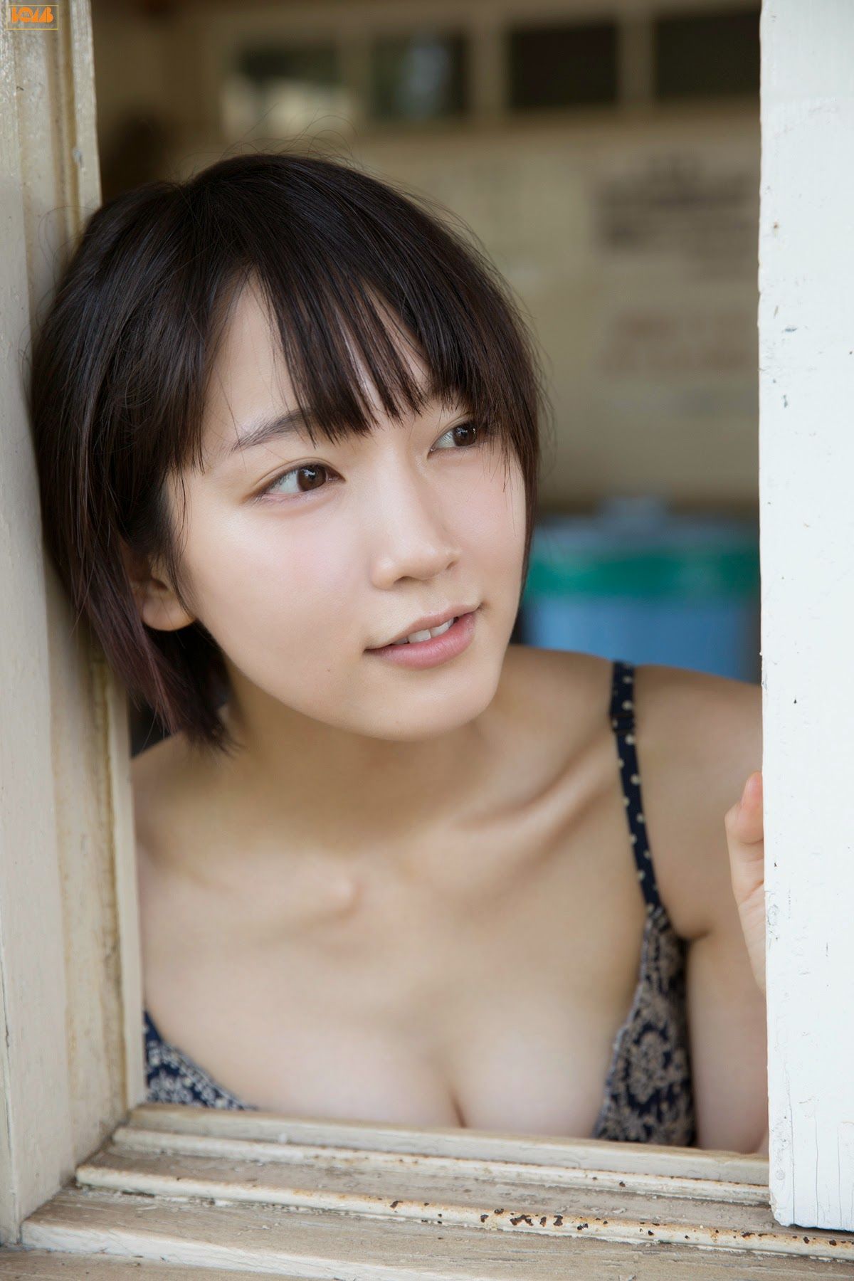 [Bomb.tv套图] 2014年10月号GRAVURE Channel Riho Yoshioka 吉岡里帆[76P]