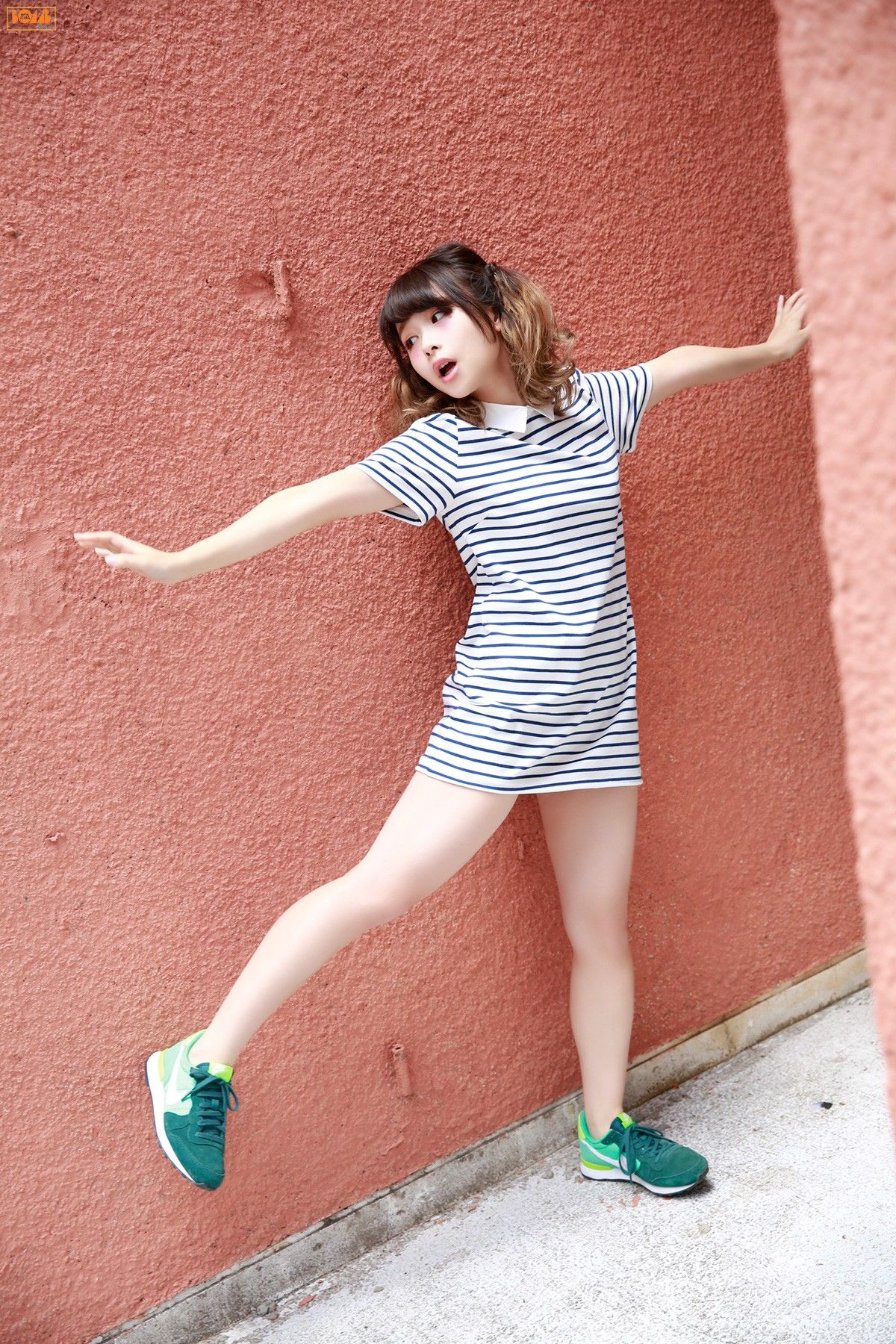 [Bomb.tv套图] 2015年10月号 GRAVURE Channel  增井みお & lyrical school2