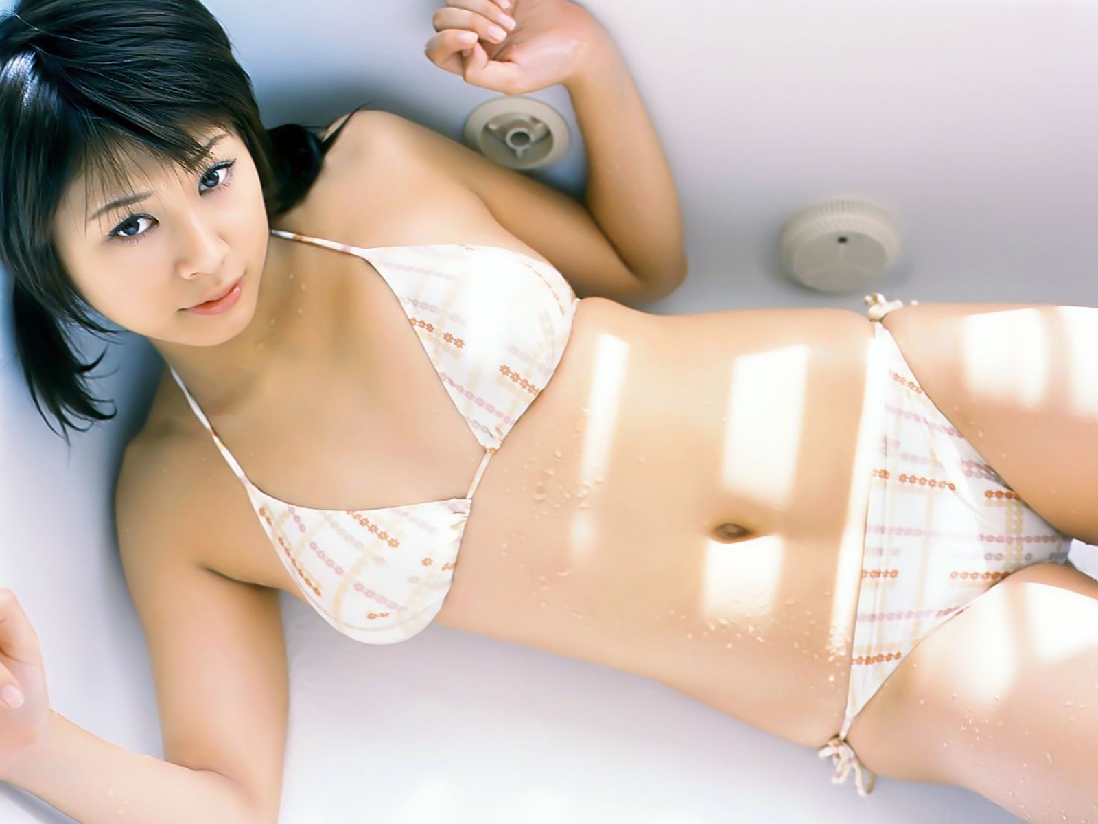 [For-side套图] 2007.04.27 Yuka Kosaka 小阪由佳 愛ってゆぅか、恋って由佳2