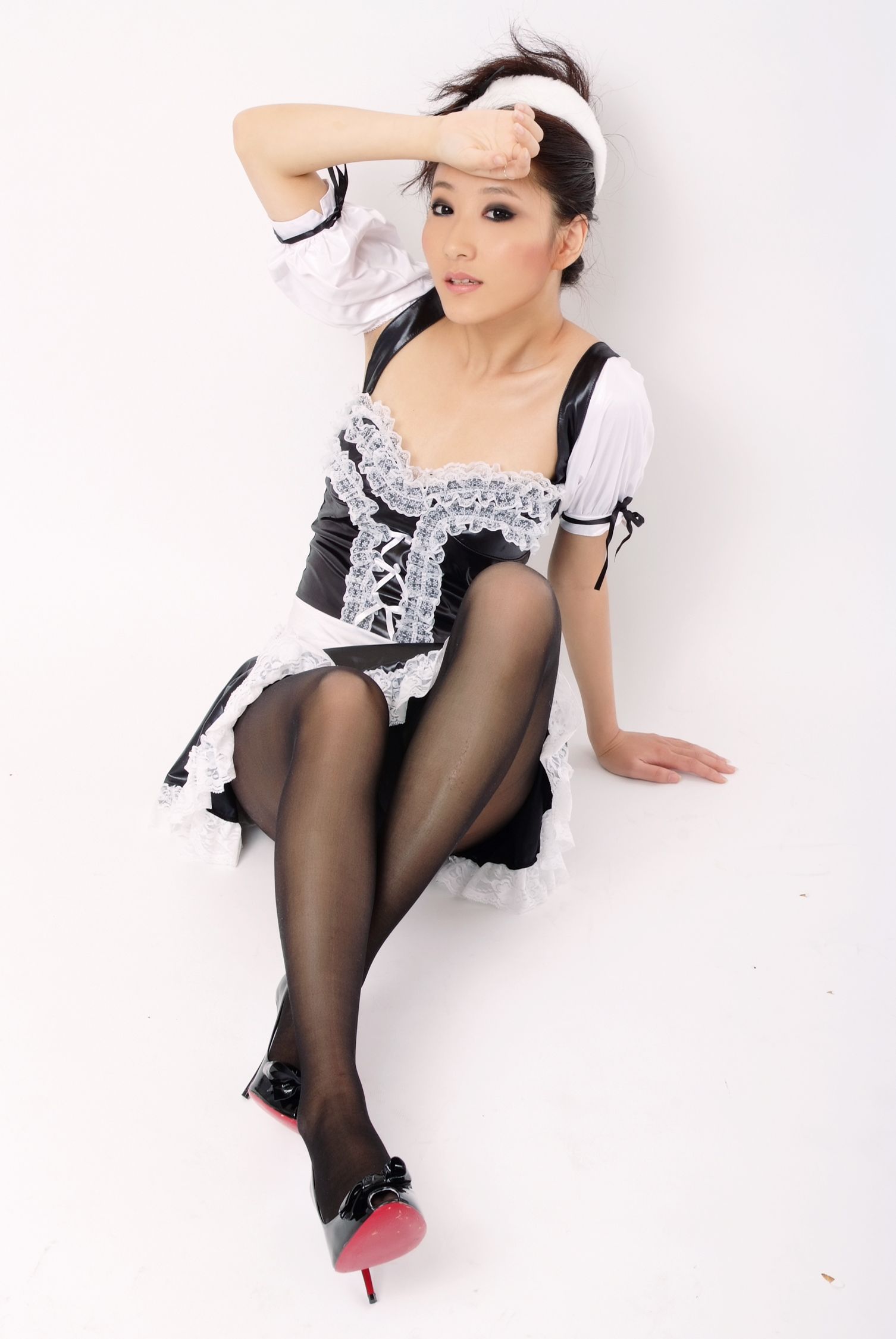 [拍美VIP美女]2009.04.28 嘉琪 小女佣 Vo14