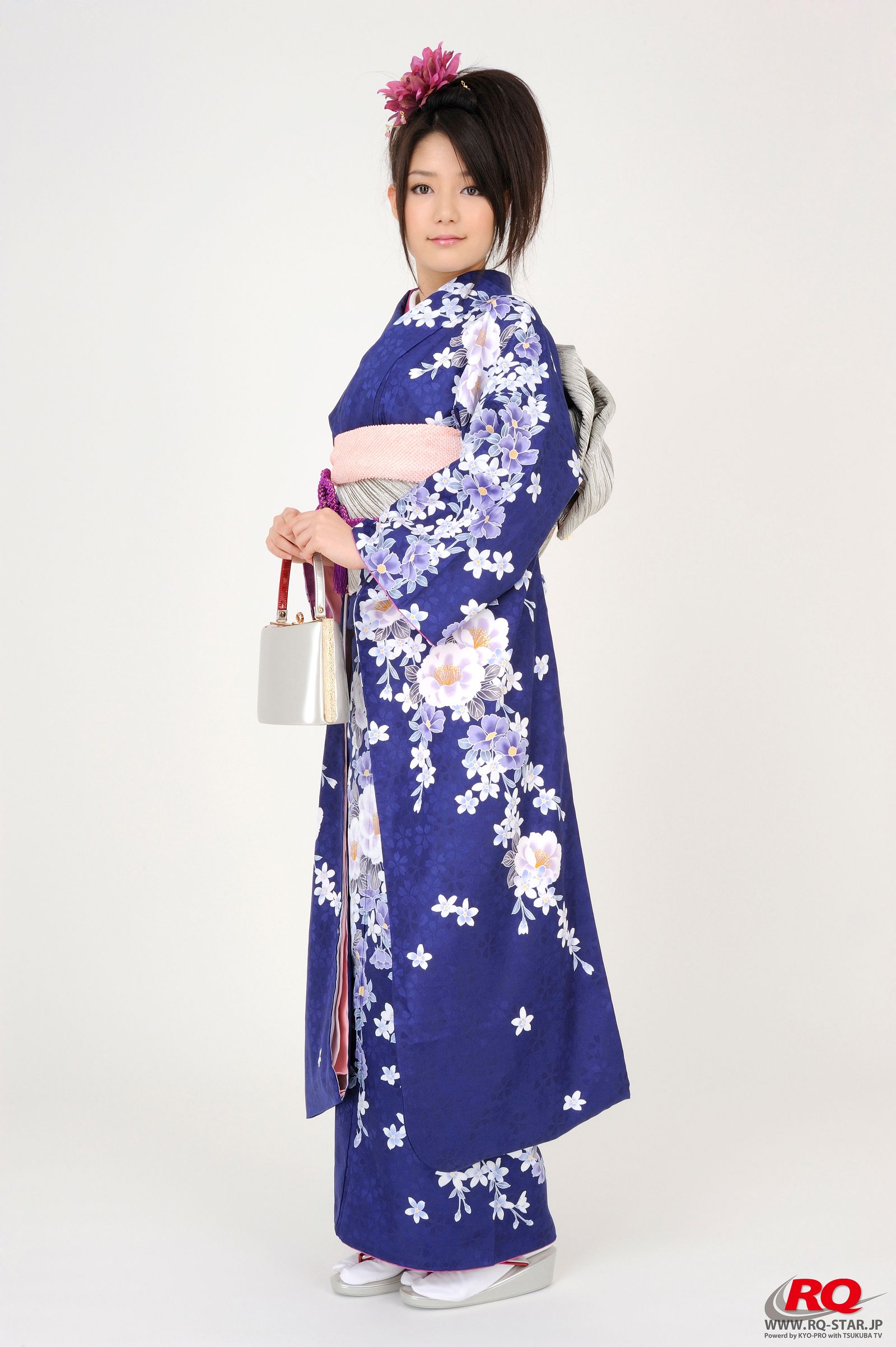 [RQ-STAR美女] NO.0068 Hitomi Furusaki 古崎瞳 謹賀新年 Kimono - Happy New Year0