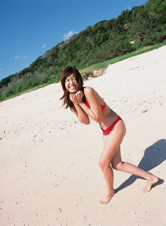 [YS Web套图] 2004.05 Vol.084 Chisato Morishita 森下千里 Running in the Wind1