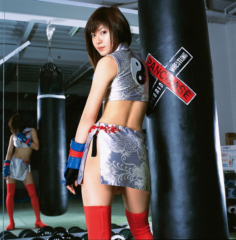 [YS Web套图] 2006.03 Vol.154 Mami Matsuyama 松山まみ 戦え女子高生 たちあがれ男たち-UNDERAGE!3